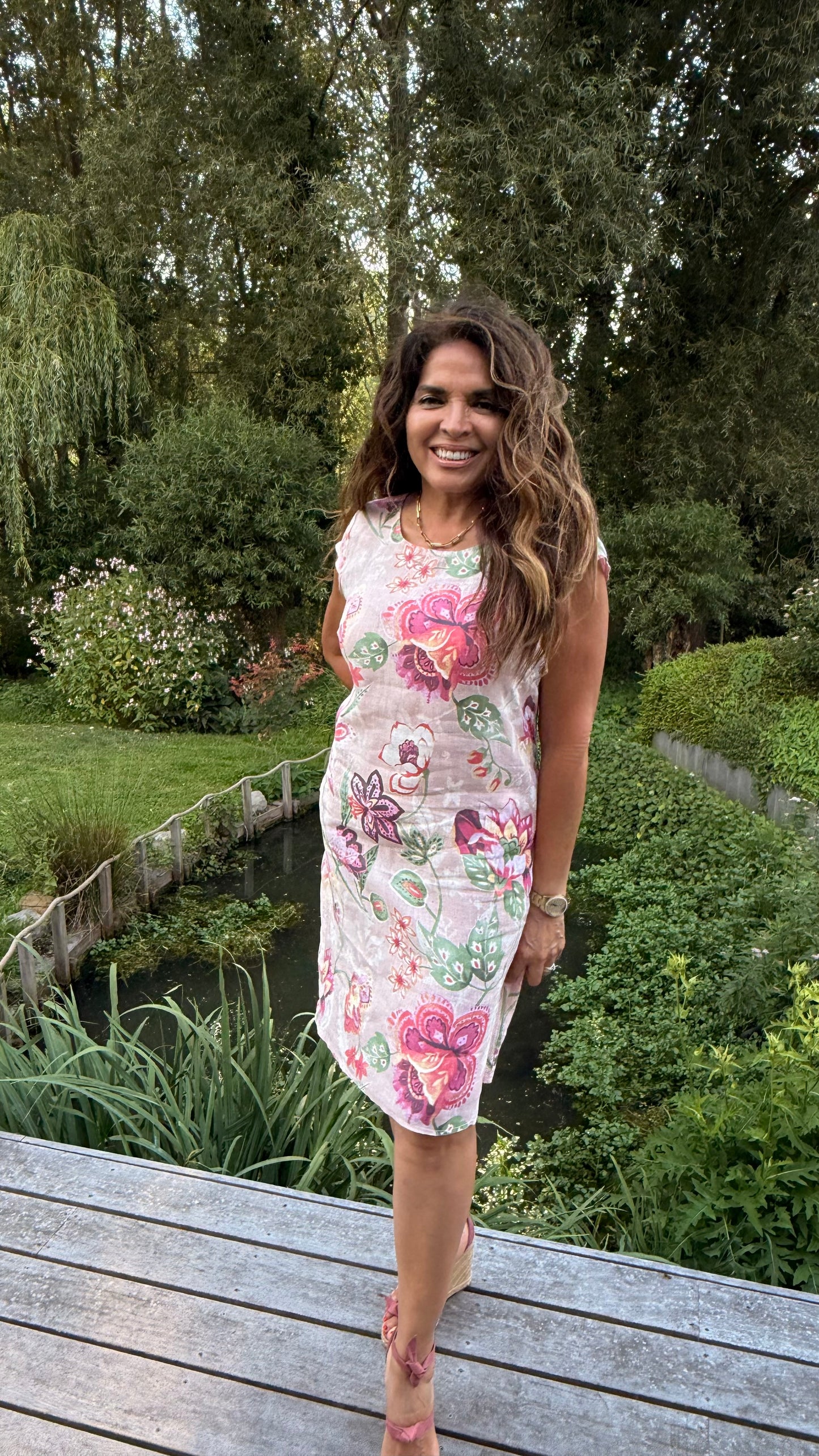 GG127 Linnen Zomerkleed met Roze Bloemen – Luchtig & Elegant (Maat 40)