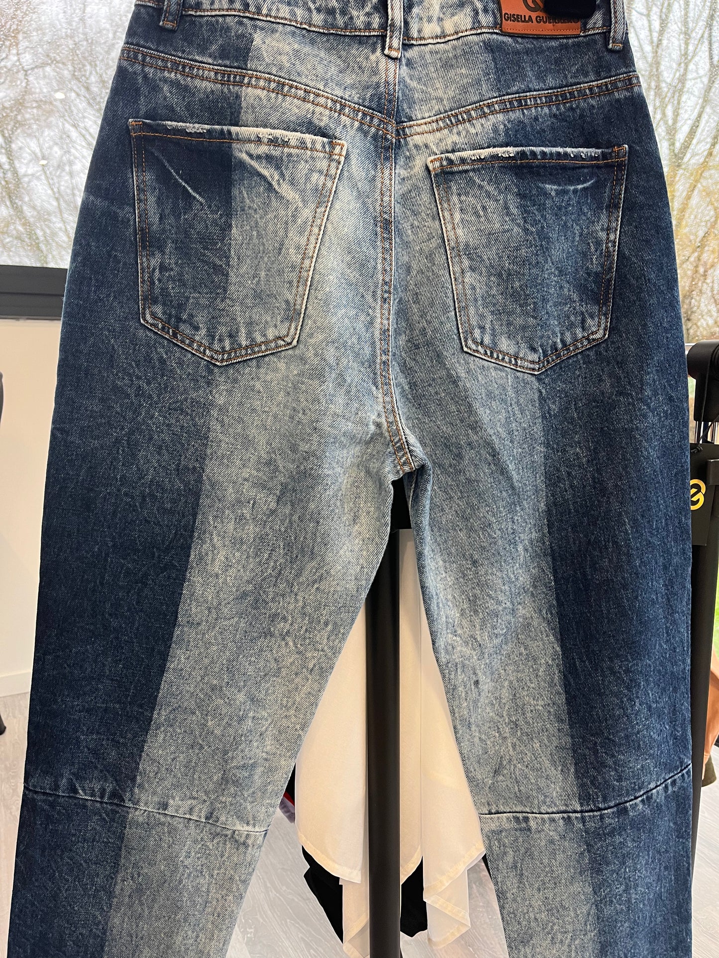 GG015: Gradient Vertical Bicolor Jeans