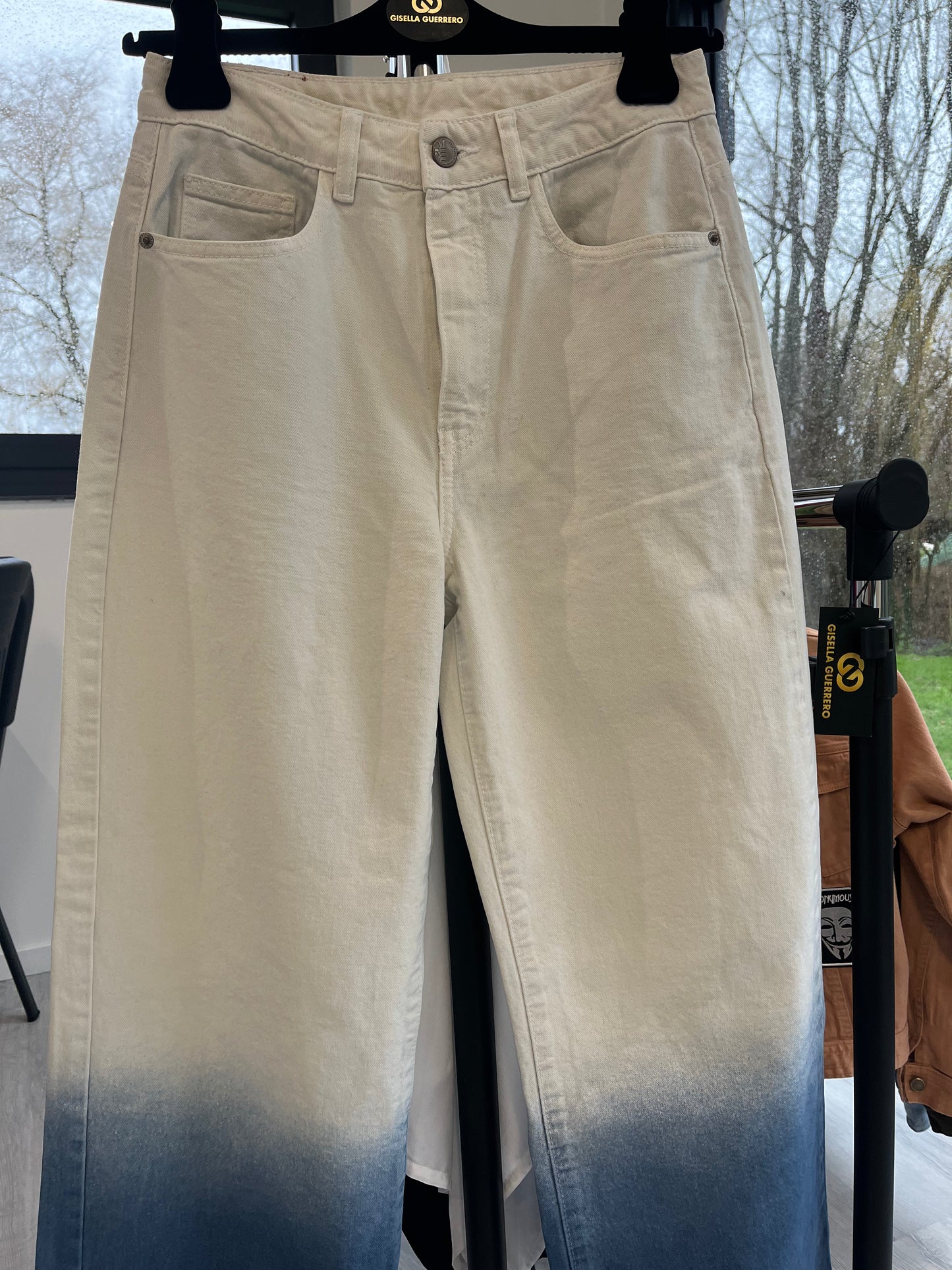 GG014: Gradient Jeans