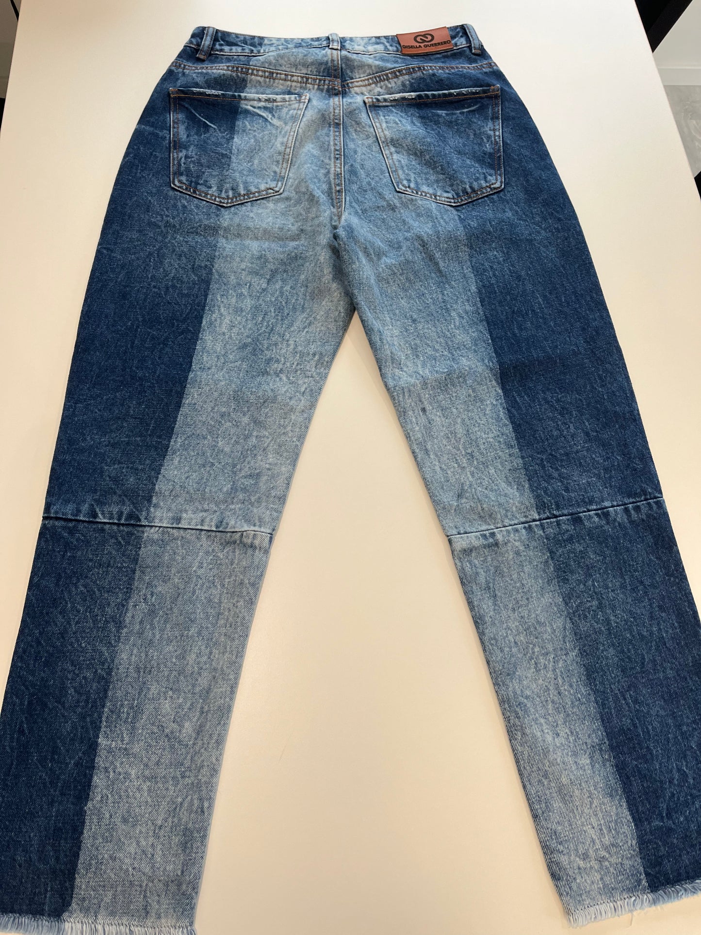 GG015: Gradient Vertical Bicolor Jeans