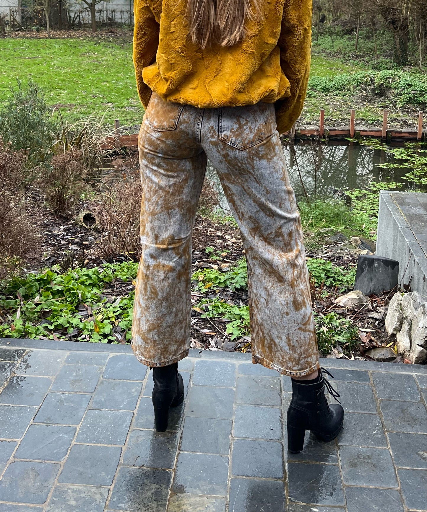 GG013: Metallic Rust Jeans