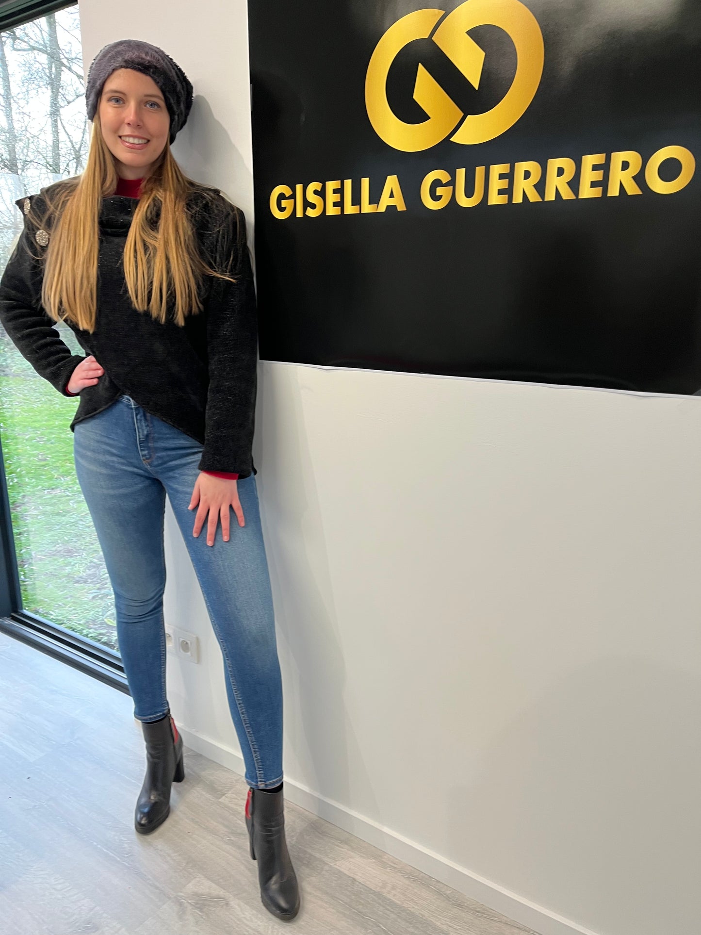 GG023: Skinny Stretch Jeans