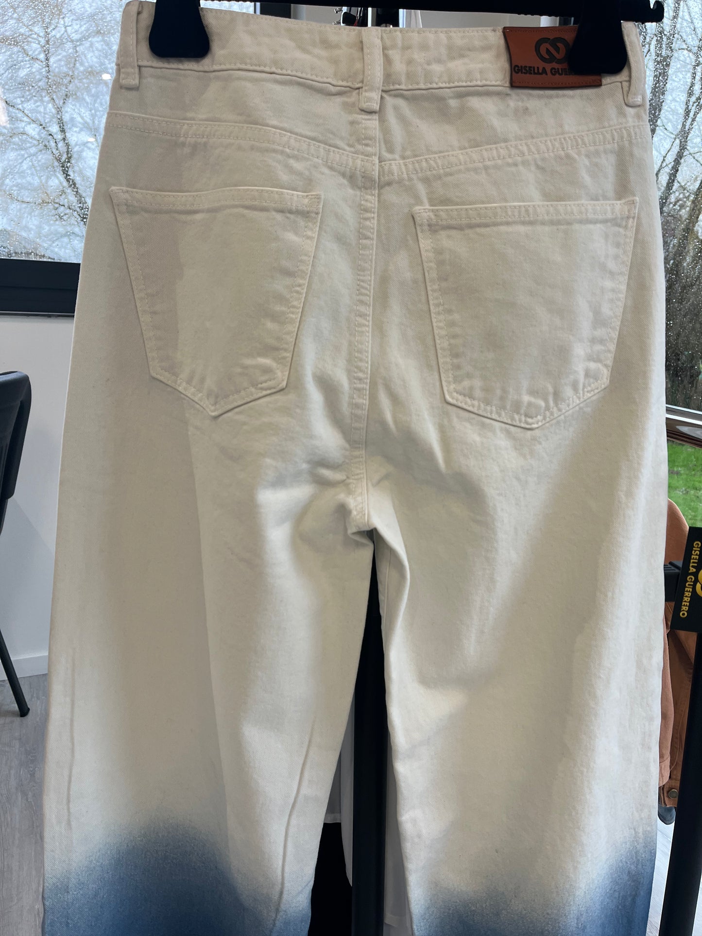 GG014: Gradient Jeans