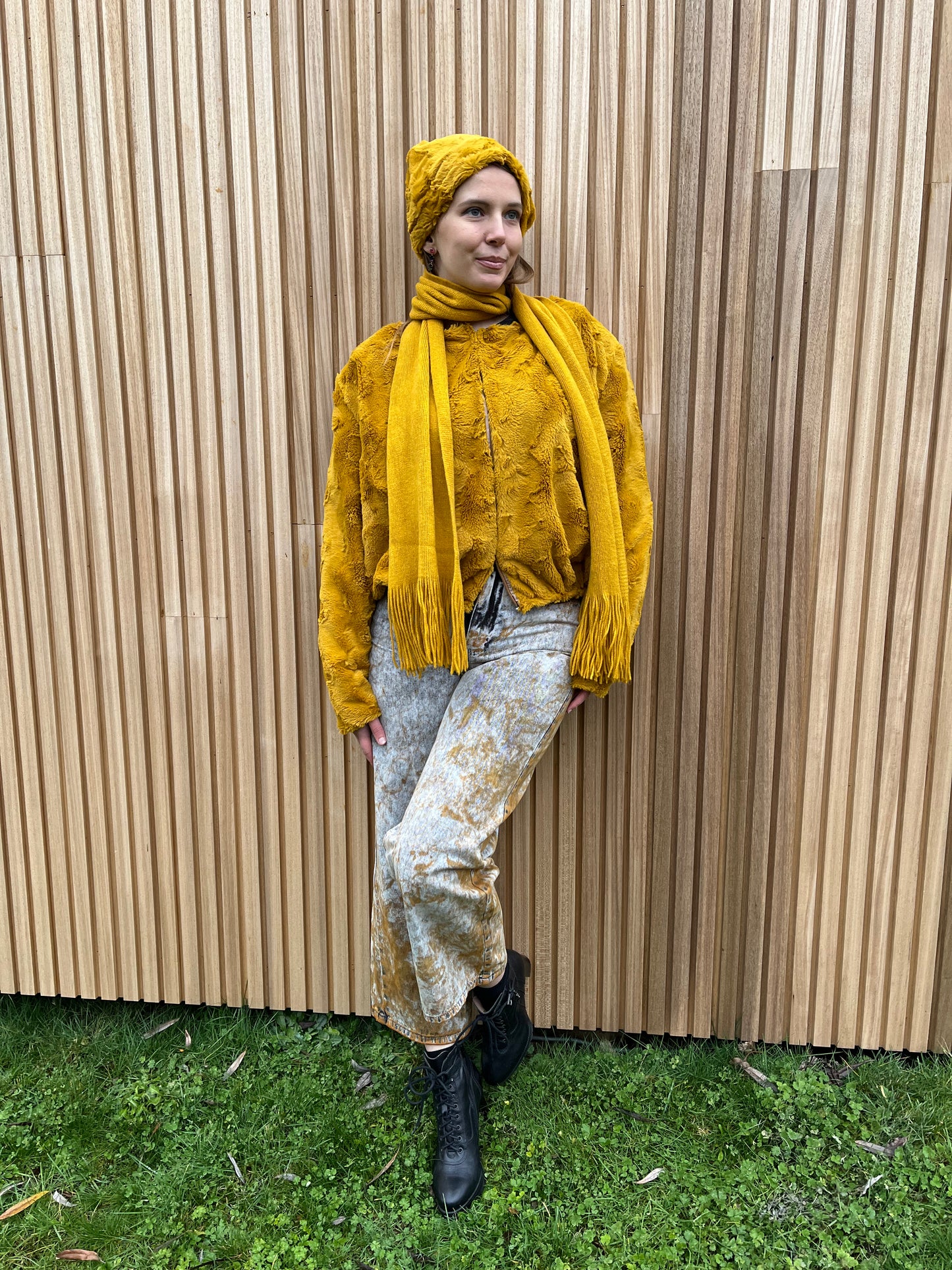 GG013: Metallic Rust Jeans