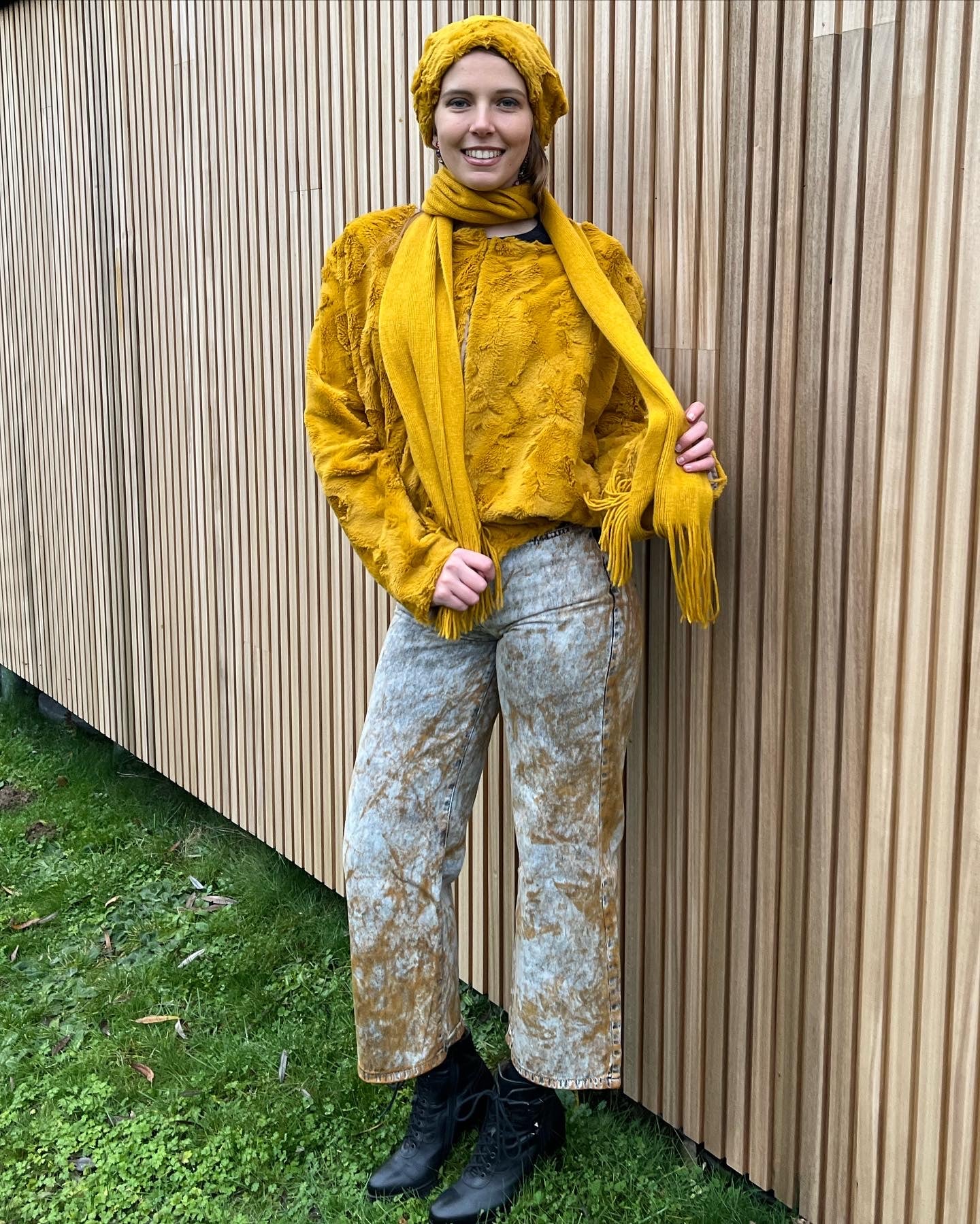 GG013: Metallic Rust Jeans