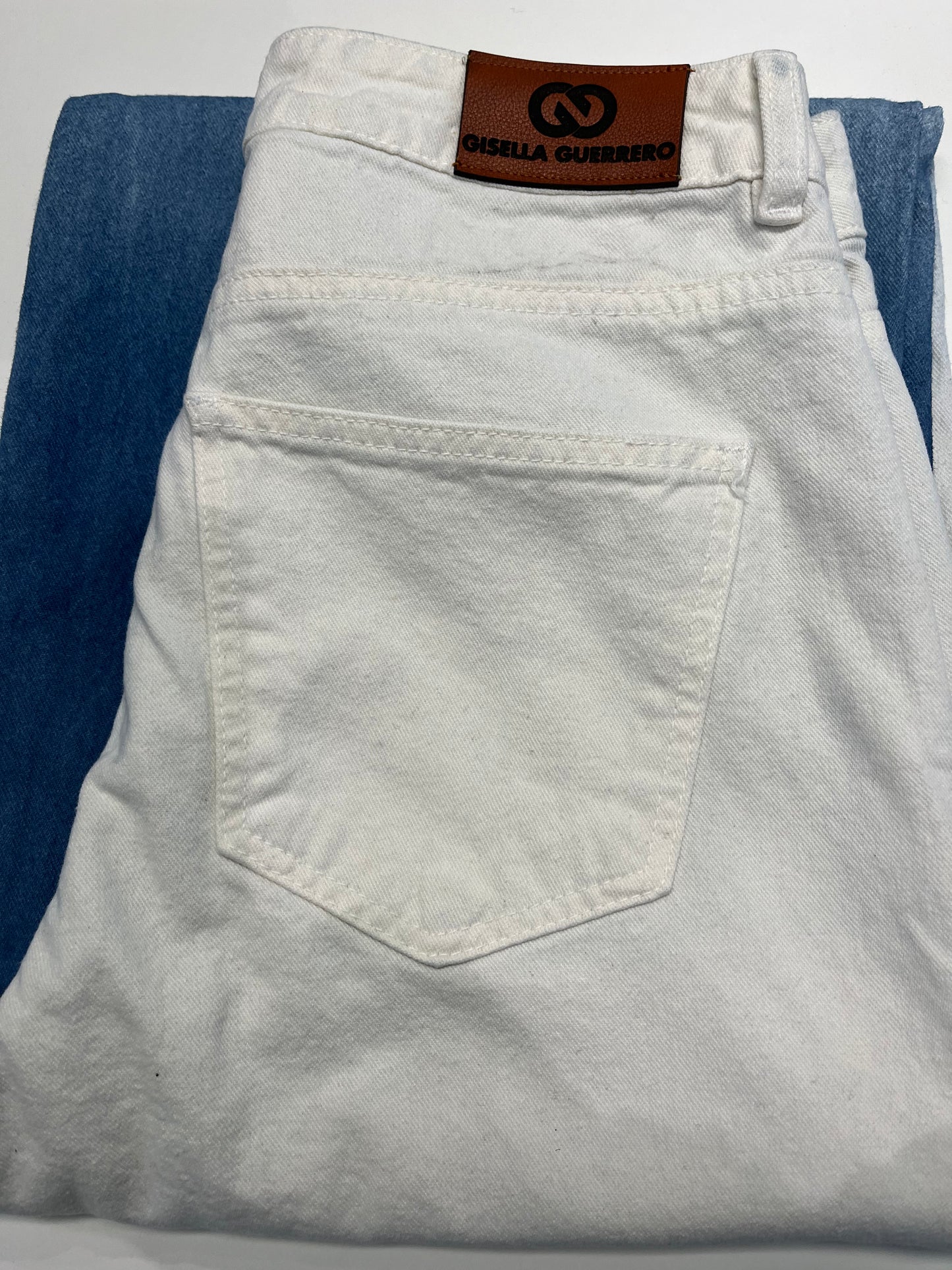 GG014: Gradient Jeans