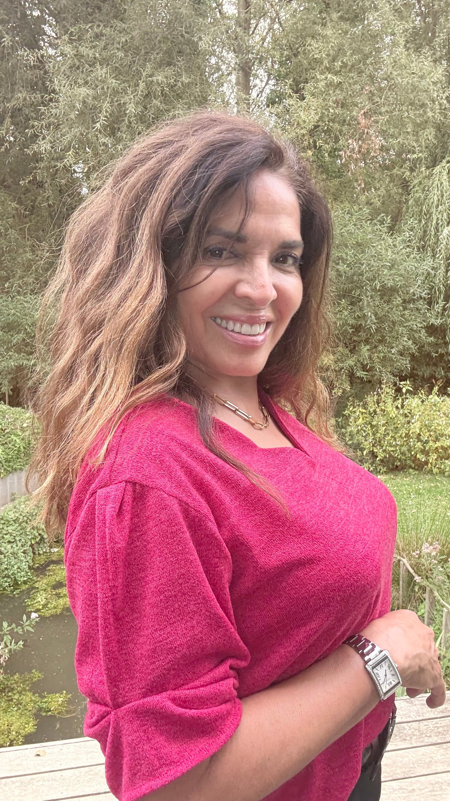 GG125 Magenta Blouse met Textuur en Geplooide Driekwartmouwen