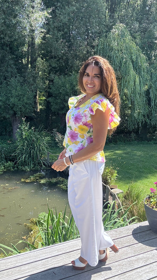 GG109 Floral Ruffle Blouse
