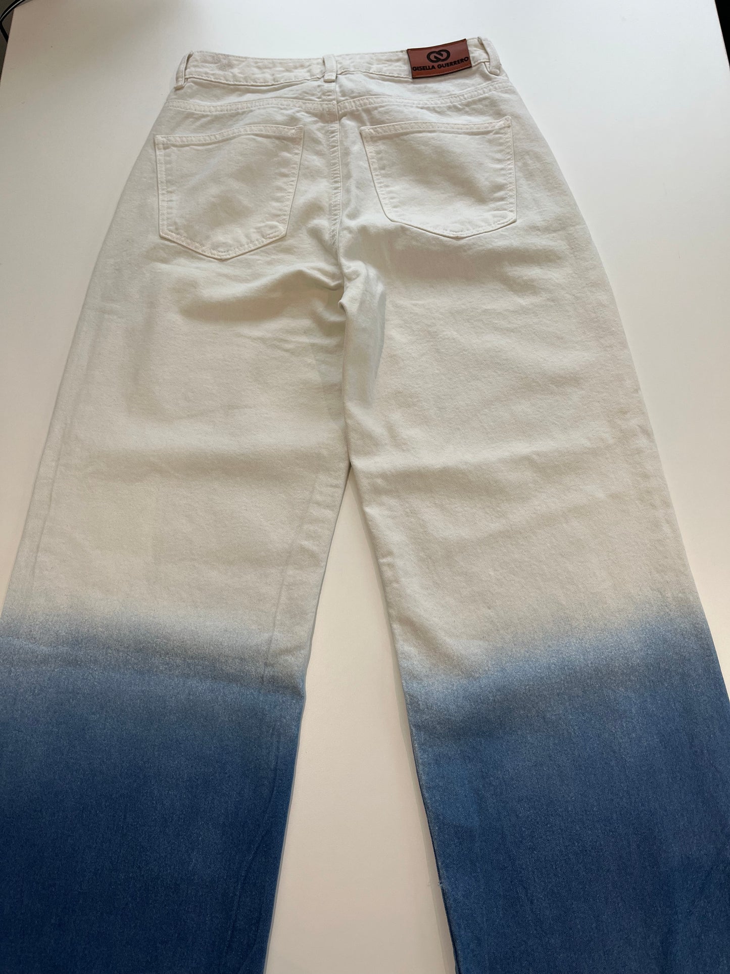GG014: Gradient Jeans